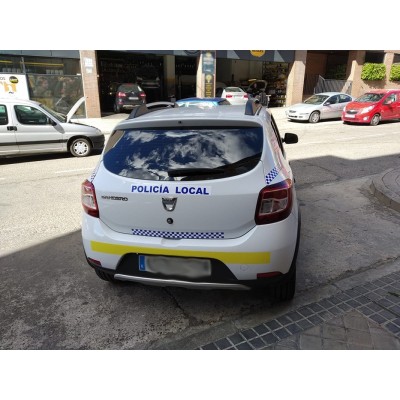 ALQUILER DE VEHICULO POLICIAL