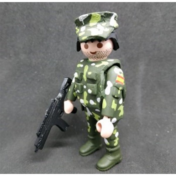 PLAYMOBIL SOLDADO UNIFORME BOSCOSO CON TERESIANA HOMBRE