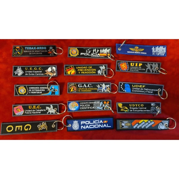 COLECCION LLAVEROS MICRO BORDADOS ESPECIALIDADES POLICIA NACIONAL