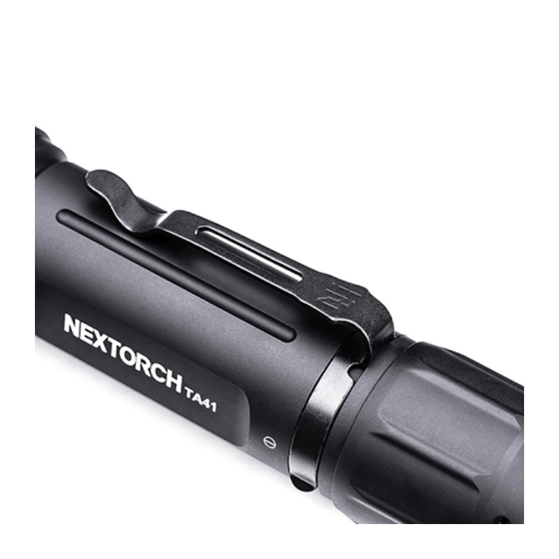 Lampe Rechargeable Lampe Torche Tactique Nextorch TA41 - 2600 Lumens, LED CREE, Batterie 21700 Incluse, étanche IPX8 Lampe Torche étanche IPX-8 Batterie