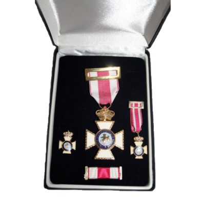 MEDALLA CRUZ SAN HERMENEGILDO + PASADOR + PIN + MEDALLA MINIATURA