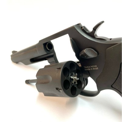 REVOLVER TAURUS 82S .38 SPL 4" 6T