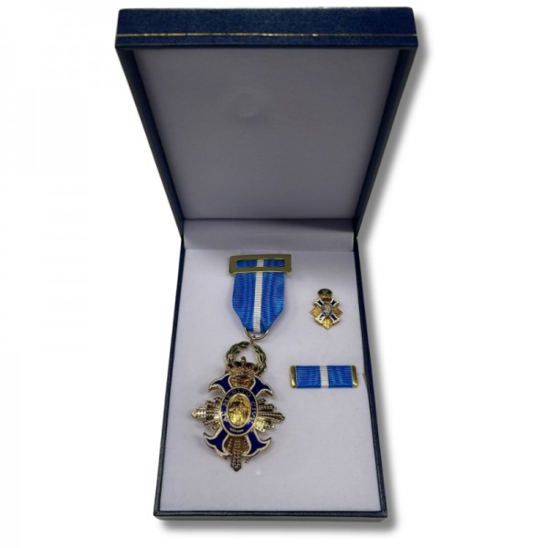 ESTUCHE MEDALLA CRUZ DE OFICIAL AL MERITO CIVIL