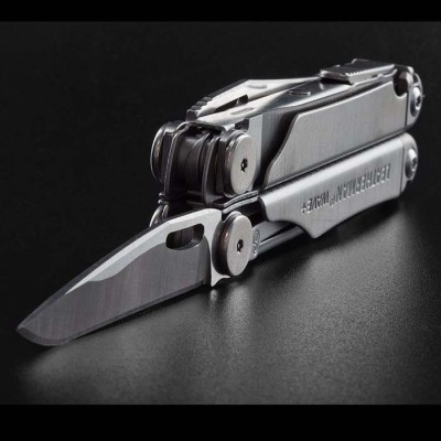 ALICATE MULTIUSOS LEATHERMAN WAVE +