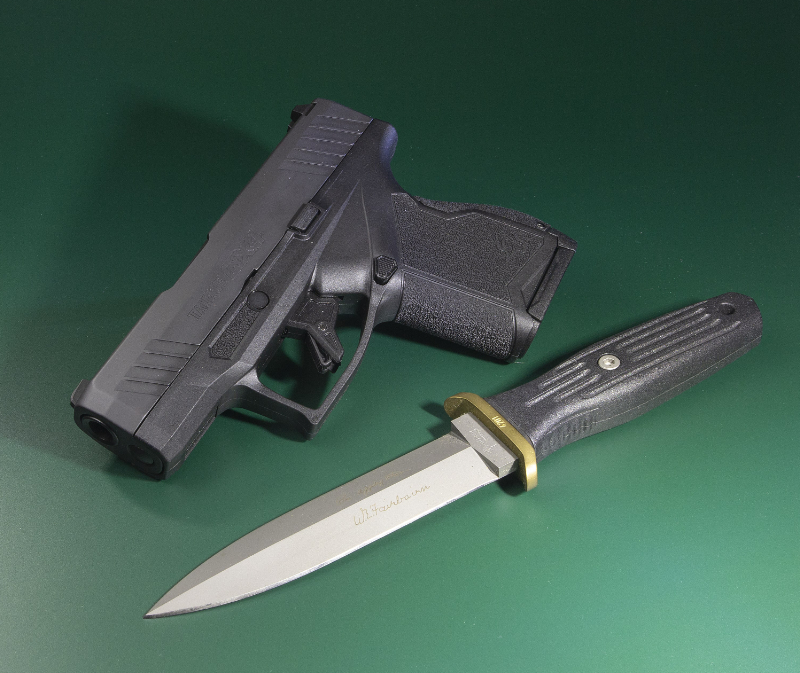 Nueva_Pistola_Taurus_GX4_04.jpg